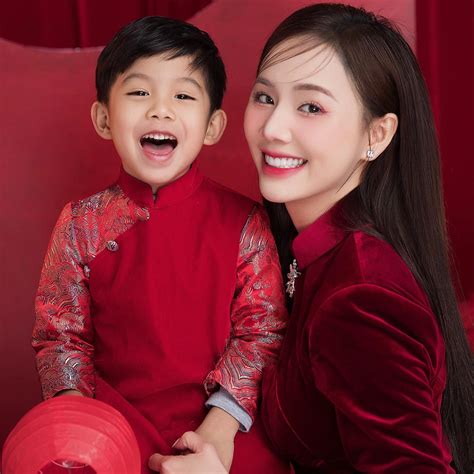 Dàn hot girl làm mẹ đơn thân nổi tiếng với vẻ ngoài xinh đẹp quyến rũ Báo Dân trí