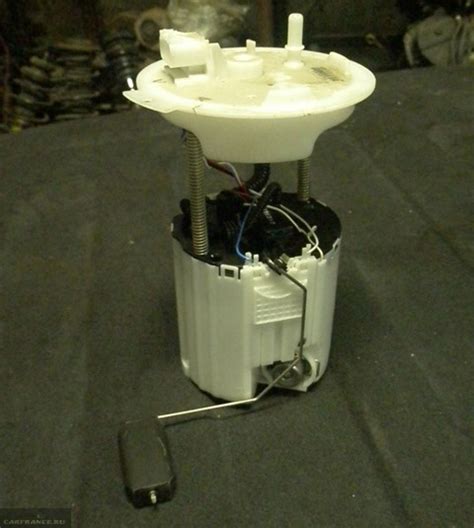 Где на Шевроле Авео находится топливный модуль: фото и видео