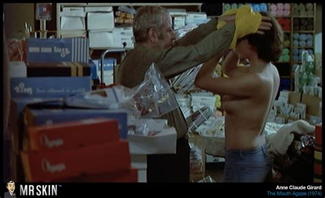 Naked Anne Claude Girard In La Gueule Ouverte