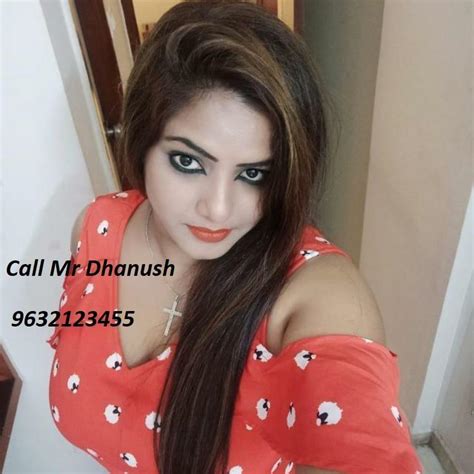 FUCK A Real UNSATISFIED BIG BOOBS TELUGU AND KERALA HOUSEWIFE IndiraNagar