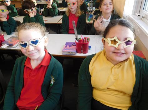 Manor Primary School Translucent Materials
