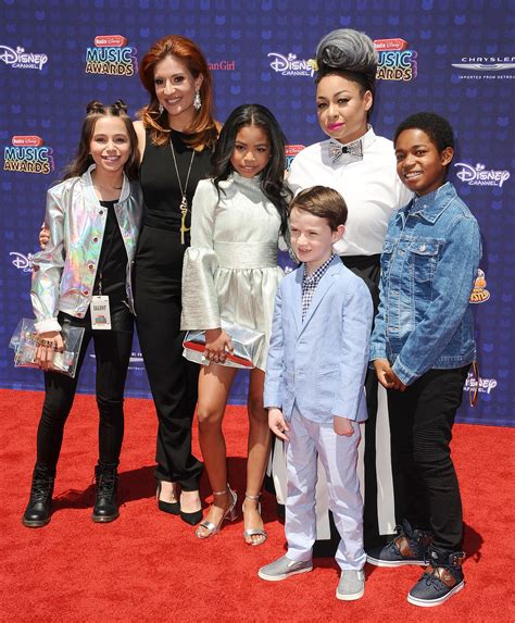 Raven-Symoné and 'That's So Raven' Spinoff Cast Make Radio Disney Awards 2017 Appearance | Teen ...