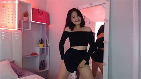 TammiLou Nude Pussy Closeups On Cam For Live Sex Video Chat PussyCloseup