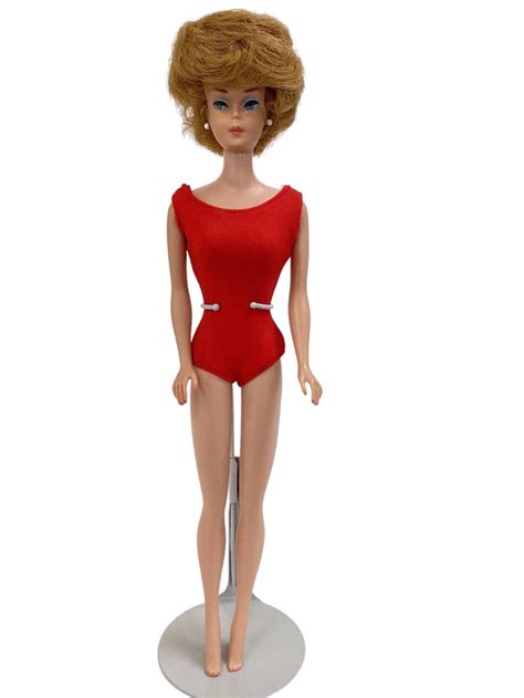 Lot Ash Blonde Bubble Cut Barbie In Red Swimsuit