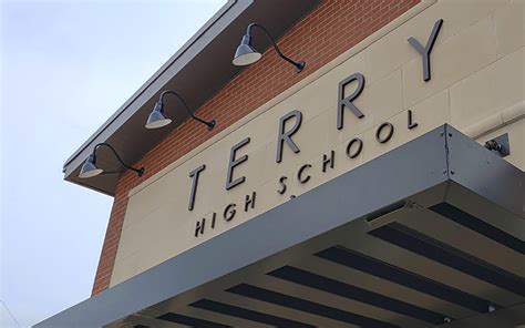 UPDATE: Terry High School | Ferguson & Associates Architecture