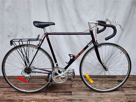 The vintage trek 820 model that collectors are hunting 15