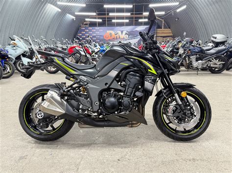 Купить б у Kawasaki Z в Иркутске чёрный naked bike года по