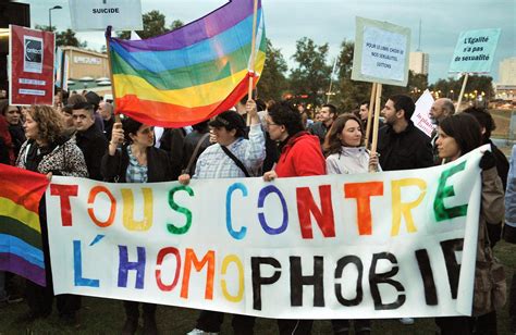 França mais da metade dos LGBTs já sofreu agressão mostra estudo