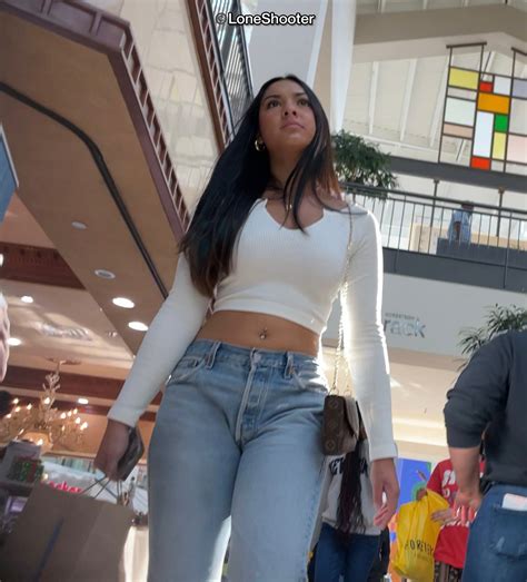 Fucking Gorgeous Candid Ass Latina In Jeans Tight Jeans Forum