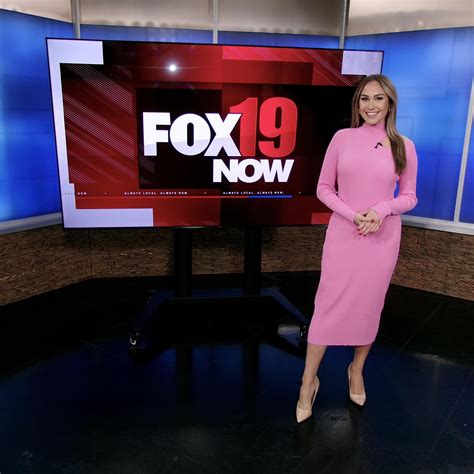 FOX19 - Fans at UC Medical Center showing support for Damar Hamlin