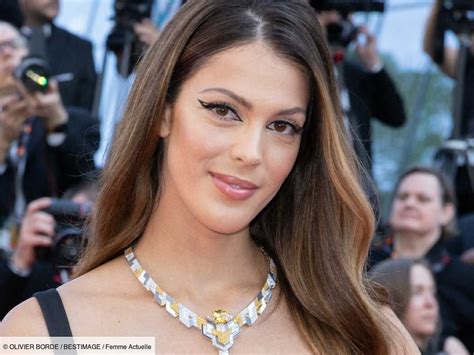 Iris Mittenaere à tomber elle ose le bikini lamé sous un blazer ouvert