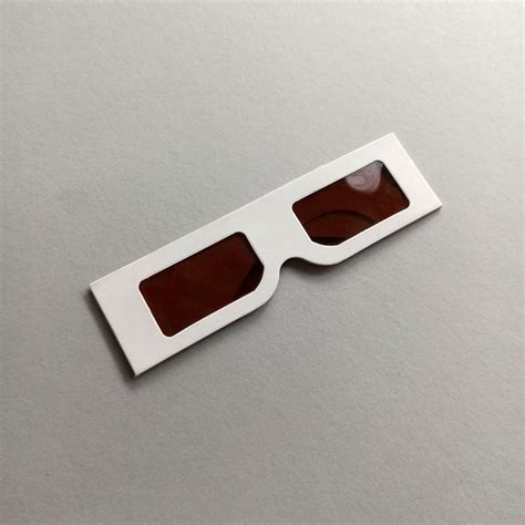 Бумажные очки 3D ☝ заказать изготовление картонных 3d очков в типографии А2