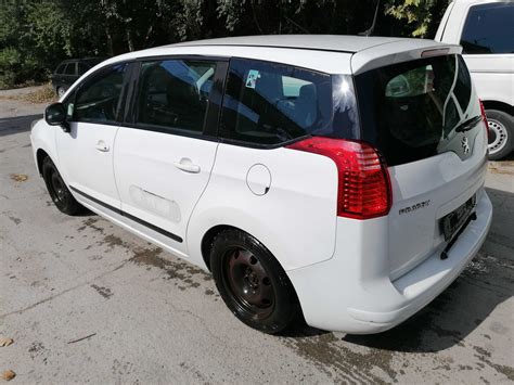 Пежо 5008 / Peugeot 5008 - на части гр. Варна Западна промишлена зона ...
