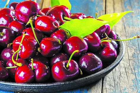 Черешня vs вишня: что полезнее, узнали у диетолога