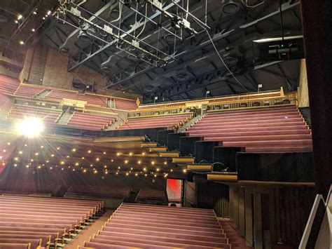Grand Ole Opry House: Main Floor Center Seating and View Guide 21