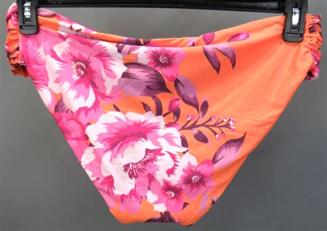 Becca Plus Size In Full Bloom Hipster Bikini Bottoms Size X U