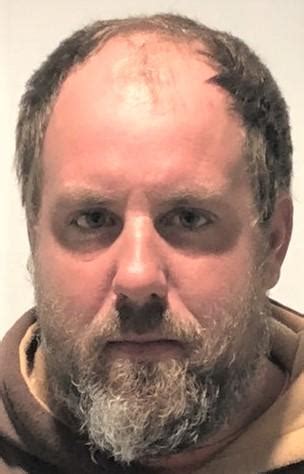 Todd Edward Cram Sex Offender In Poultney VT 05764 VT2399745