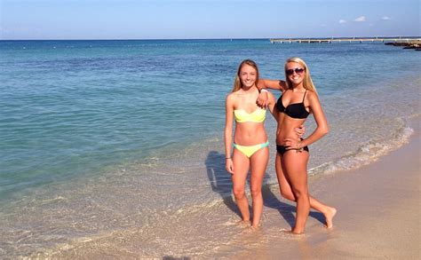 Yellow Bikini Black Bikini Porn Pic