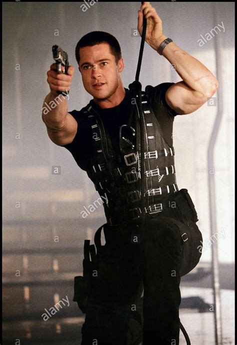Brad Pitt in Mr & Mrs Smith 2005 Bratt Pitt, Mr And Mrs Smith, Aaron