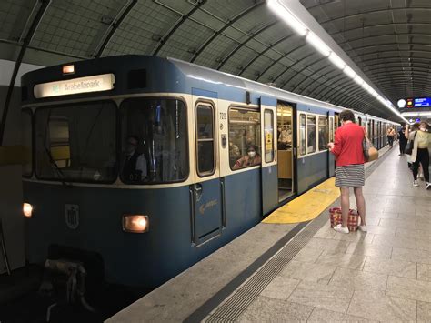 MVG Munich: Public Transportation Schedules and Network Map 1