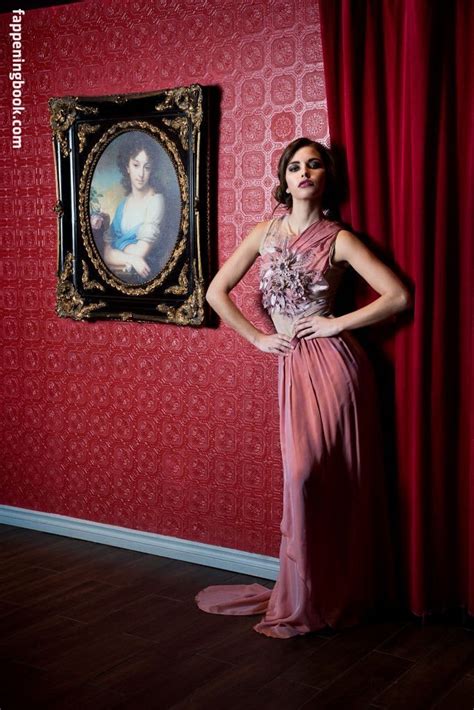 Amelie Lamarche Nude OnlyFans Leaks Fappening Page FappeningBook