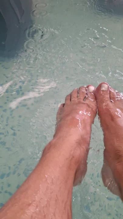 Hot Wet Bare Feet Gay Massage Massage Porn Feat Tnfootlvr Xhamster