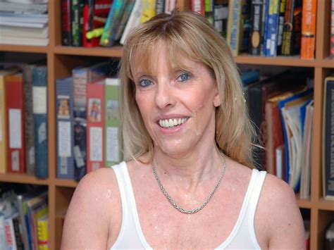 Famous Canadian Accidental Tribute Milf Carol Cox Porn Pictures Xxx Photos Sex Images