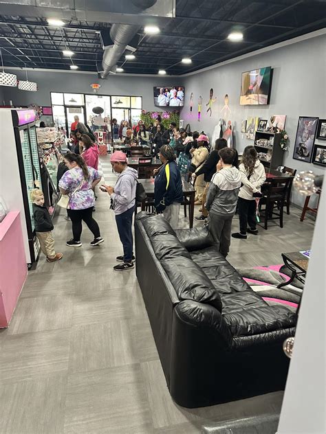 The weekly arrest photo... - Danville VA Police Department | Facebook