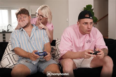 Eliz Benson Horny Hostel BabeSource
