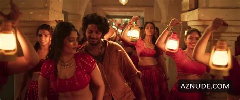 RITIKA SINGH Nude AZNude