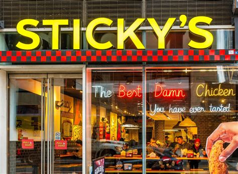 These 6 Chicken Chains Are Losing Customers Fast