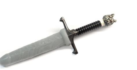 Oma dildo Games of Thrones faneille pituutta huimat senttimetriä Stara