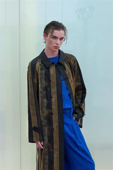 Shanghai Tang Ss24 Menswear Modernised The Tang Jacket With History