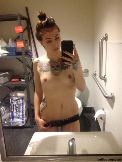 New 3 Nude Mirror Selfies20 100108264002479 Porn Pic