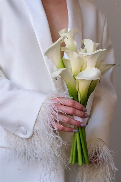 Свадебные букеты купить в СПБ с доставкой в Kraft Flowers