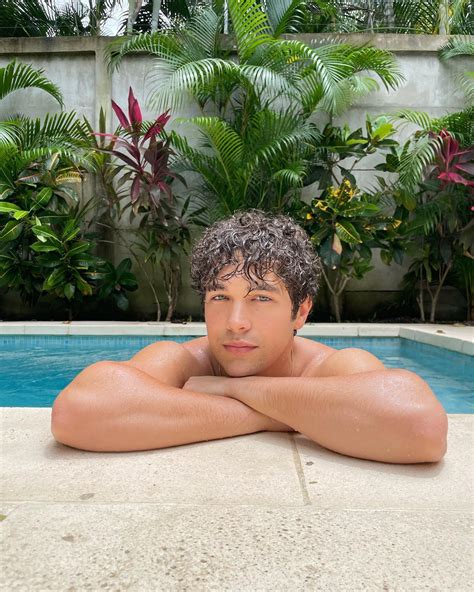 Lovely Boys: Austin Mahone