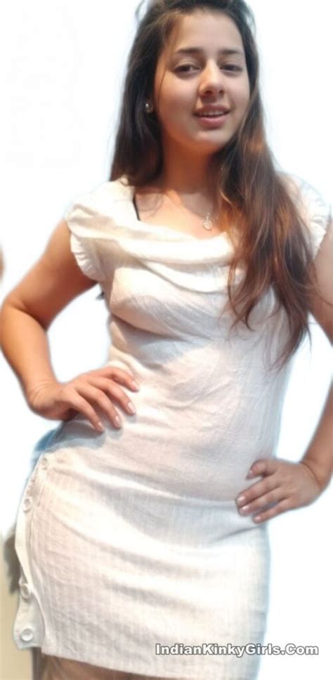 Mature Bhabhi Nude Poses Before Sex Photos Indian Nude Girls