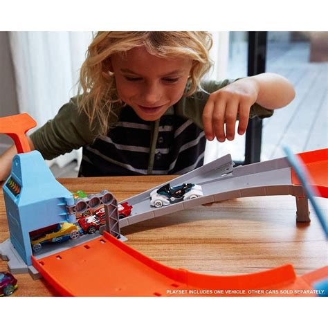 Hot Wheels Ampion T Dr Ha Mistr Driftu Max Kovy Hra Ky