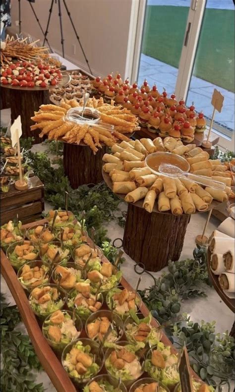 À La Mode Catering And Events Finger Foods Buffet Table Bordsdekoration Födelsedag Bröllop