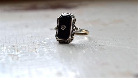 Vintage Black Onyx Ring with Diamond Chip set in 8K Gold