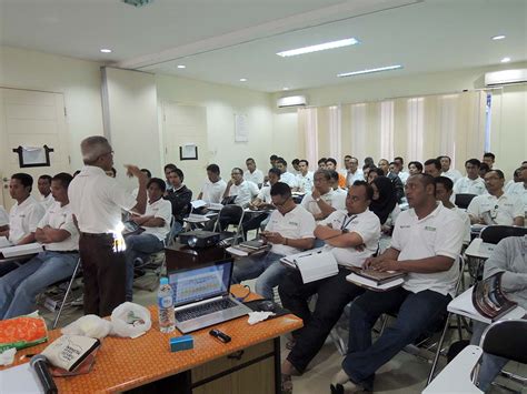 pt borneo indobara indoshe