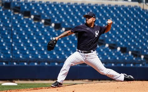 Yankee Stadium Babe Ruth New York Yankees Holmes Twitter League