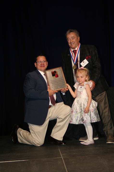 Biographers explain the rise to fame of actor Hector Travieso 17