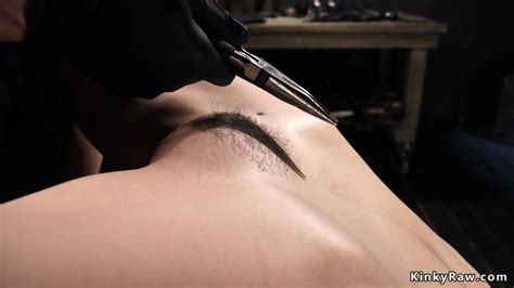 Babe In Device Bondage Gets Hair Pulled
