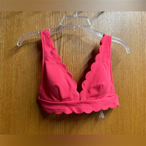 Victoria S Secret Swim New Wo Tags Victorias Secret Scallop Plunge Bikini Top Poshmark