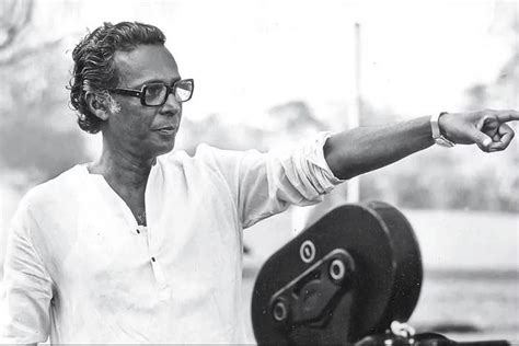 Master Filmmaker Mrinal Sen Biography Films And Legacy