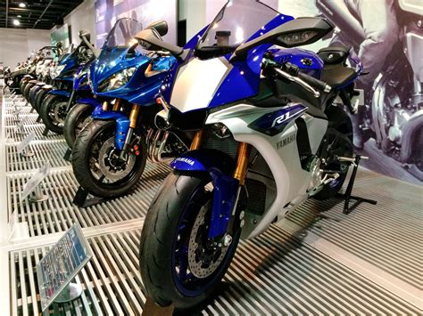 yamah yzf rmyzf   iphone  yamaha communication p flickr