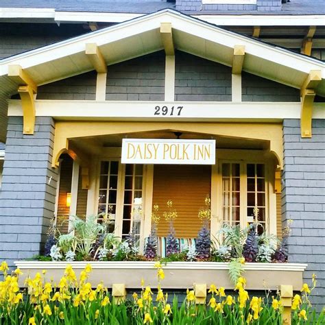 Gay Dallas Guide Gay Bars Clubs Hotels Beaches Reviews And Maps Gaycities Dallas