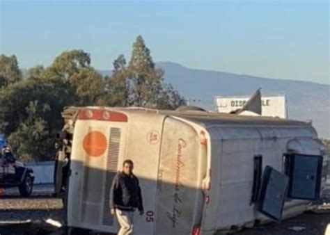 Vuelca Autobús De Peregrinos En La México Puebla Hay Tres Muertos Central Municipal