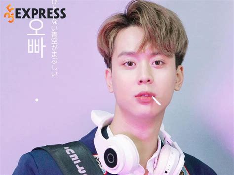 Trung Anh TikTok là ai Sự nghiệp của chàng hot boy đa tài Express